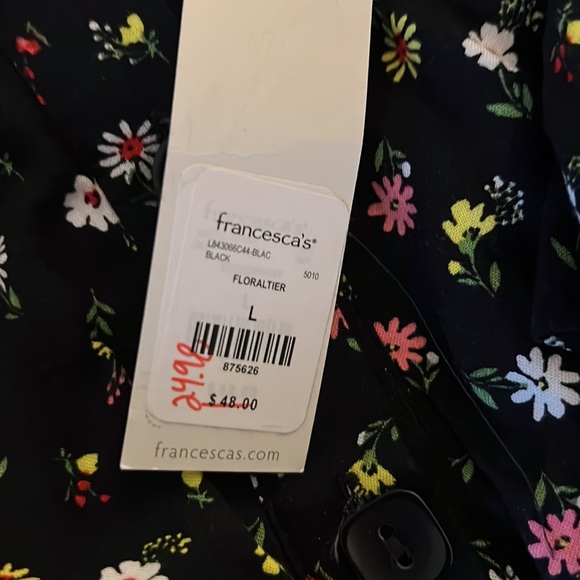 New With Tags Pleated Floral Skirt - purchased at Francesca’s - Picture 6 of 8